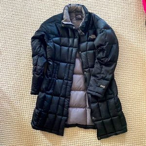 Black North Face 600 Jacket size Large *do not have the hood*